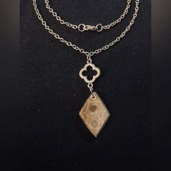 Petoskey Stone Diamond ♦️ Shaped Necklace - Picture 3 of 12